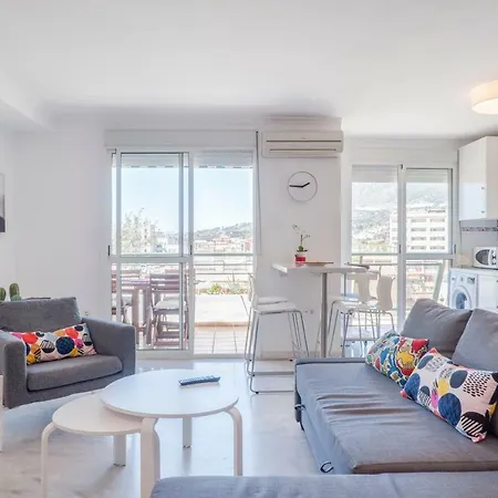 Apartamento Playaquebrada アパート ベナルマデナ